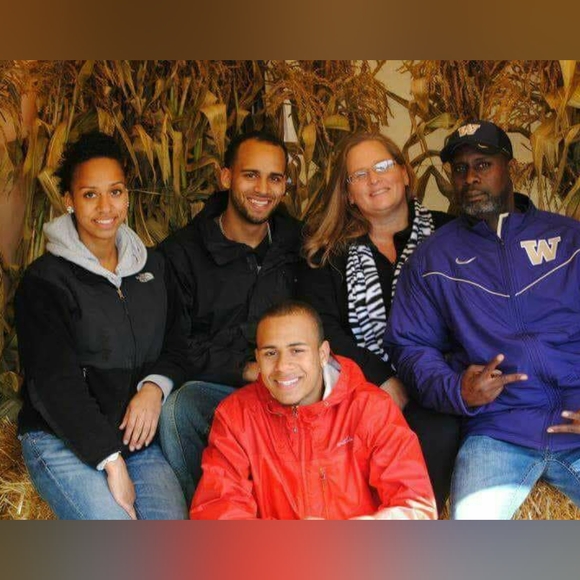 Meet your Posher, Trayci - Picture 2 of 7